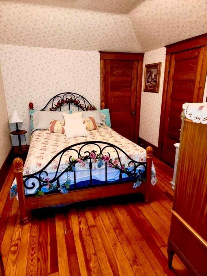 Historic 1912 Hoover House Bed And Breakfast Waynesboro エクステリア 写真